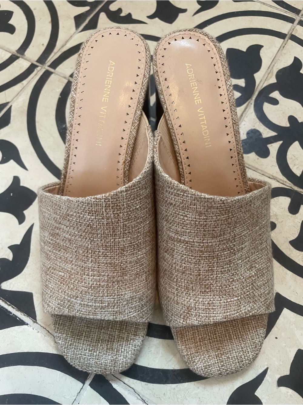 Adrienne Vittadini Woven Slides